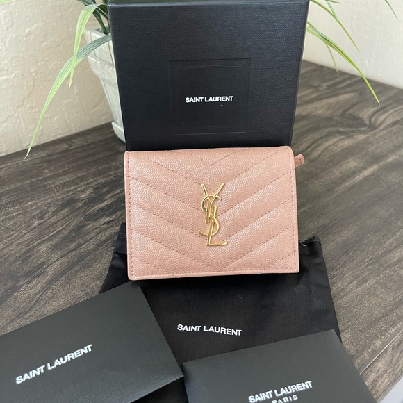 Ysl wallet 💕 - Picture 4 of 14